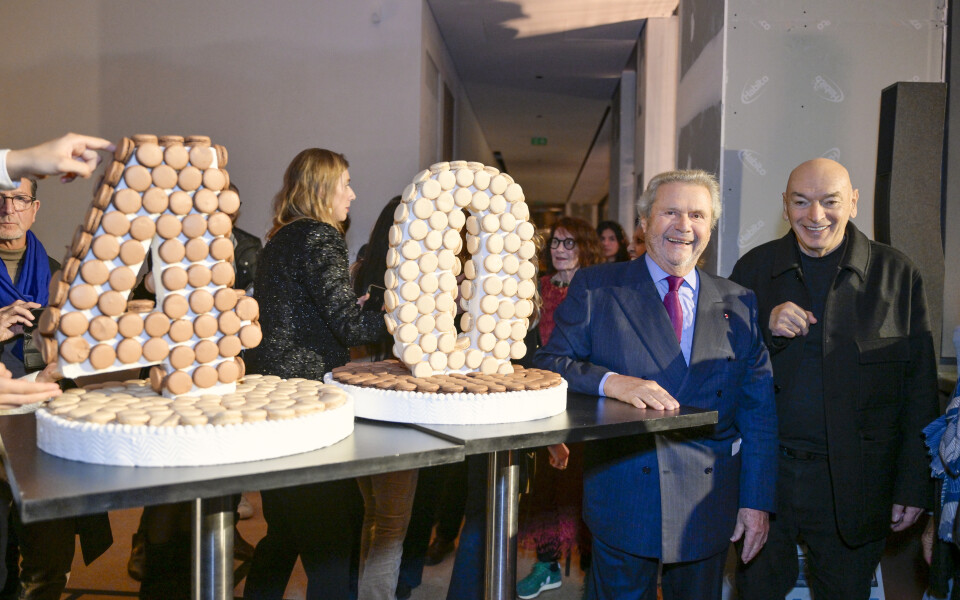 découvrez l’histoire et les expositions marquantes de la fondation cartier pour l’art contemporain, centre d’art emblématique dédié à la création artistique à paris depuis plusieurs décennies.