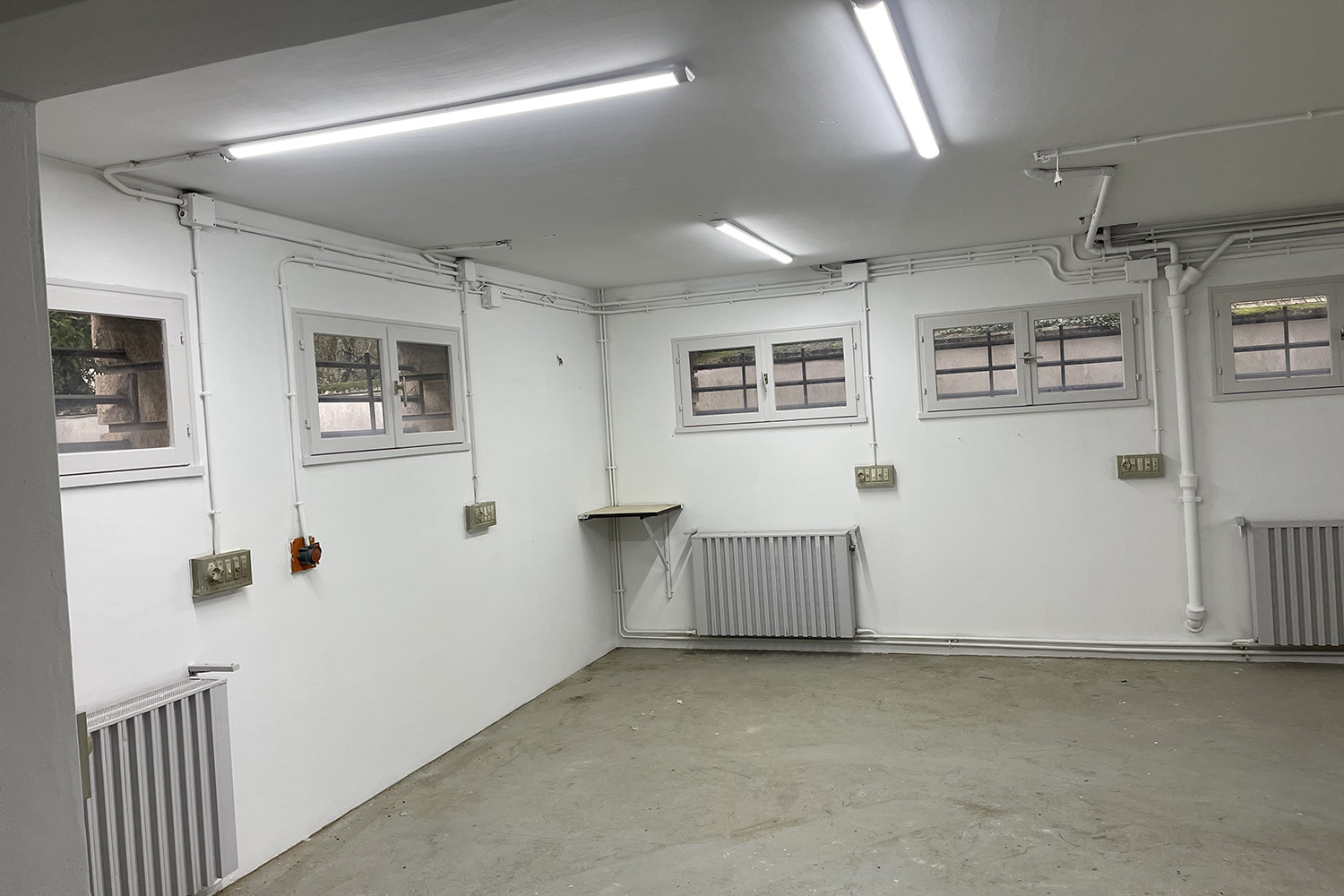 besoin d'un artisan pour vos travaux de r&eacute;novation &agrave; nanterre ? d&eacute;couvrez nos services professionnels : r&eacute;novation int&eacute;rieure, peinture, &eacute;lectricit&eacute;, plomberie. devis gratuit et travaux de qualit&eacute;.