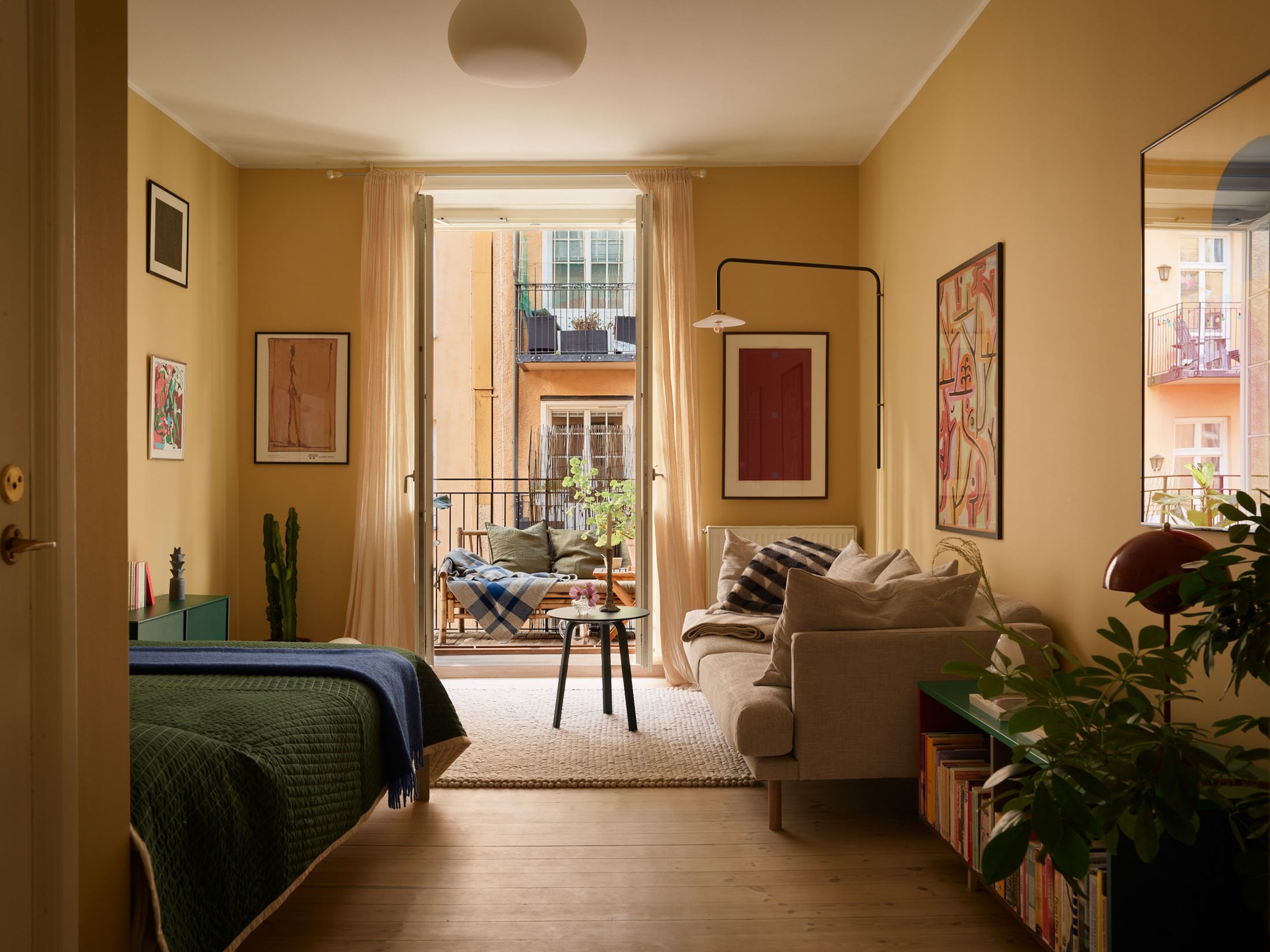 d&eacute;couvrez des id&eacute;es et conseils pour am&eacute;nager un balcon chaleureux, cr&eacute;er un espace cocooning et profiter de moments agr&eacute;ables en ext&eacute;rieur toute l'ann&eacute;e.