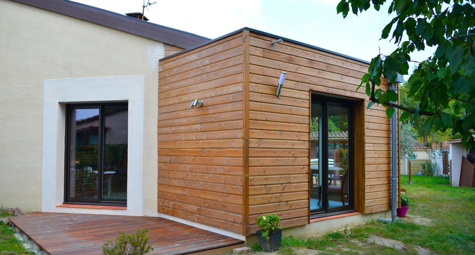 d&eacute;couvrez le budget &agrave; pr&eacute;voir en 2025 pour une extension bois de 20m2 &agrave; paris. conseils, co&ucirc;ts d&eacute;taill&eacute;s, astuces pour optimiser votre projet d'agrandissement en r&eacute;gion parisienne.