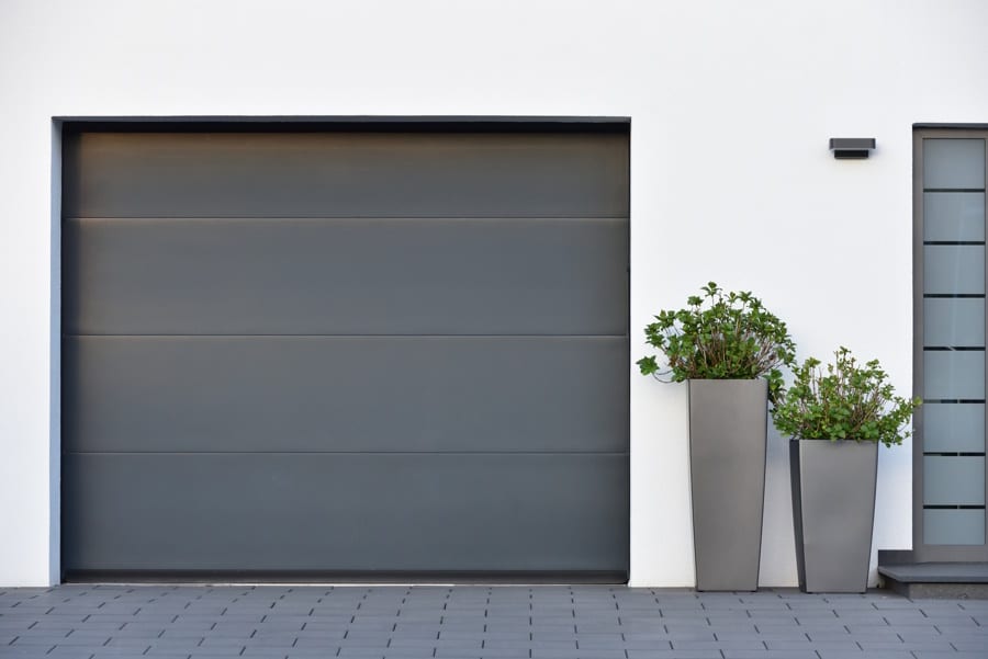 découvrez comment prévoir et gérer votre budget garage en 2025 : tous les conseils et astuces pour estimer vos dépenses et optimiser vos coûts liés à l'entretien, aux réparations et à l'équipement de votre garage.
