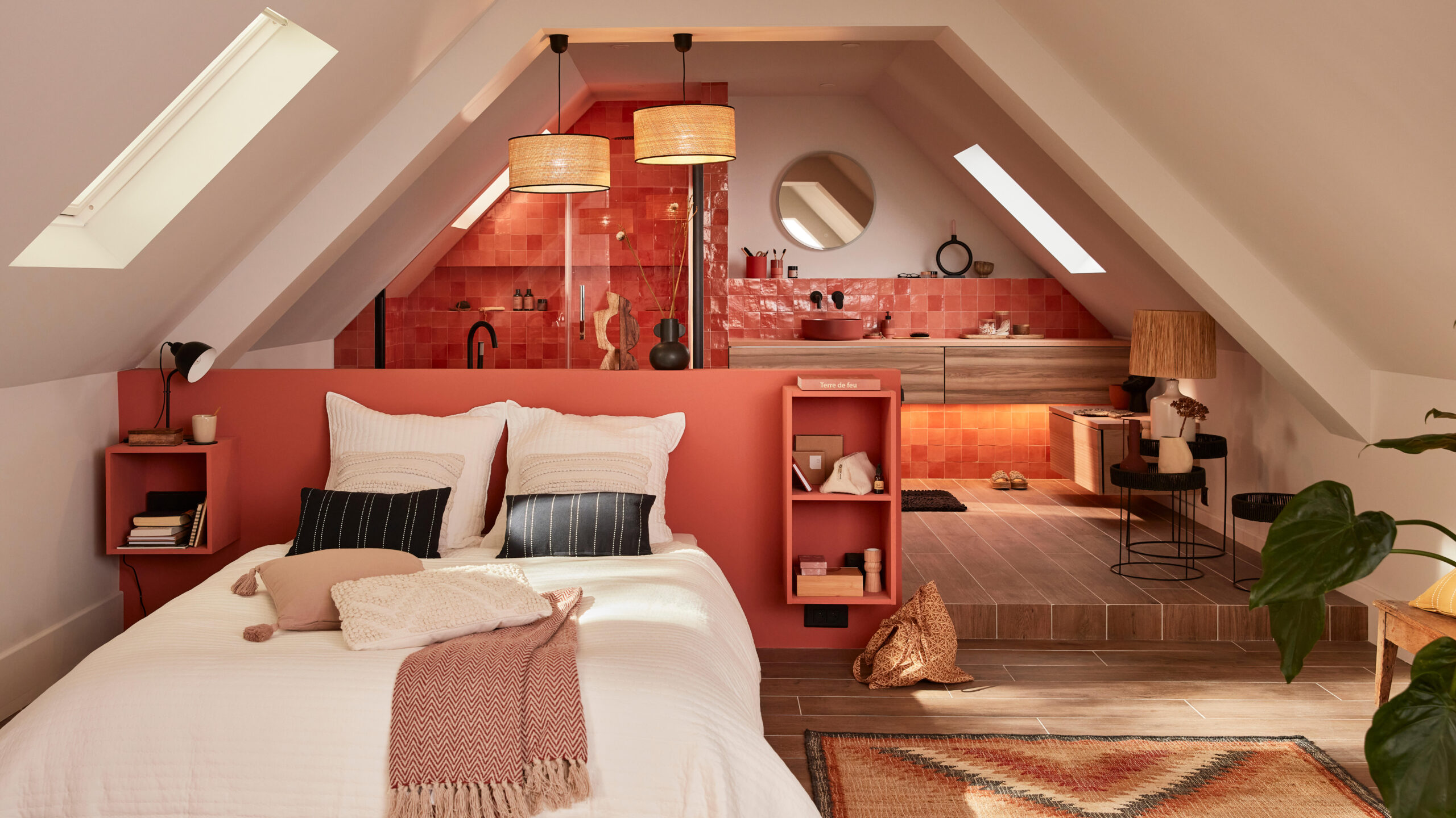 d&eacute;couvrez nos conseils pratiques pour choisir les couleurs id&eacute;ales de votre chambre et cr&eacute;er une ambiance harmonieuse et apaisante selon vos envies.