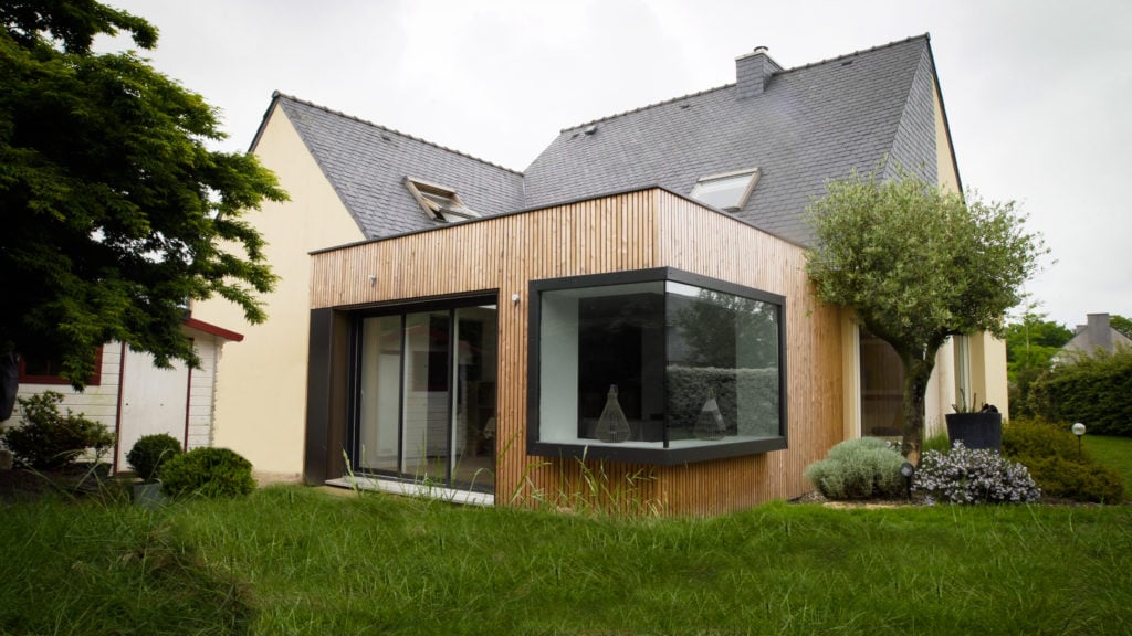 d&eacute;couvrez le co&ucirc;t estimatif d&rsquo;une extension en bois de 20m2 en 2025, les facteurs de prix, astuces pour &eacute;conomiser et conseils pour r&eacute;ussir votre projet d&rsquo;agrandissement.