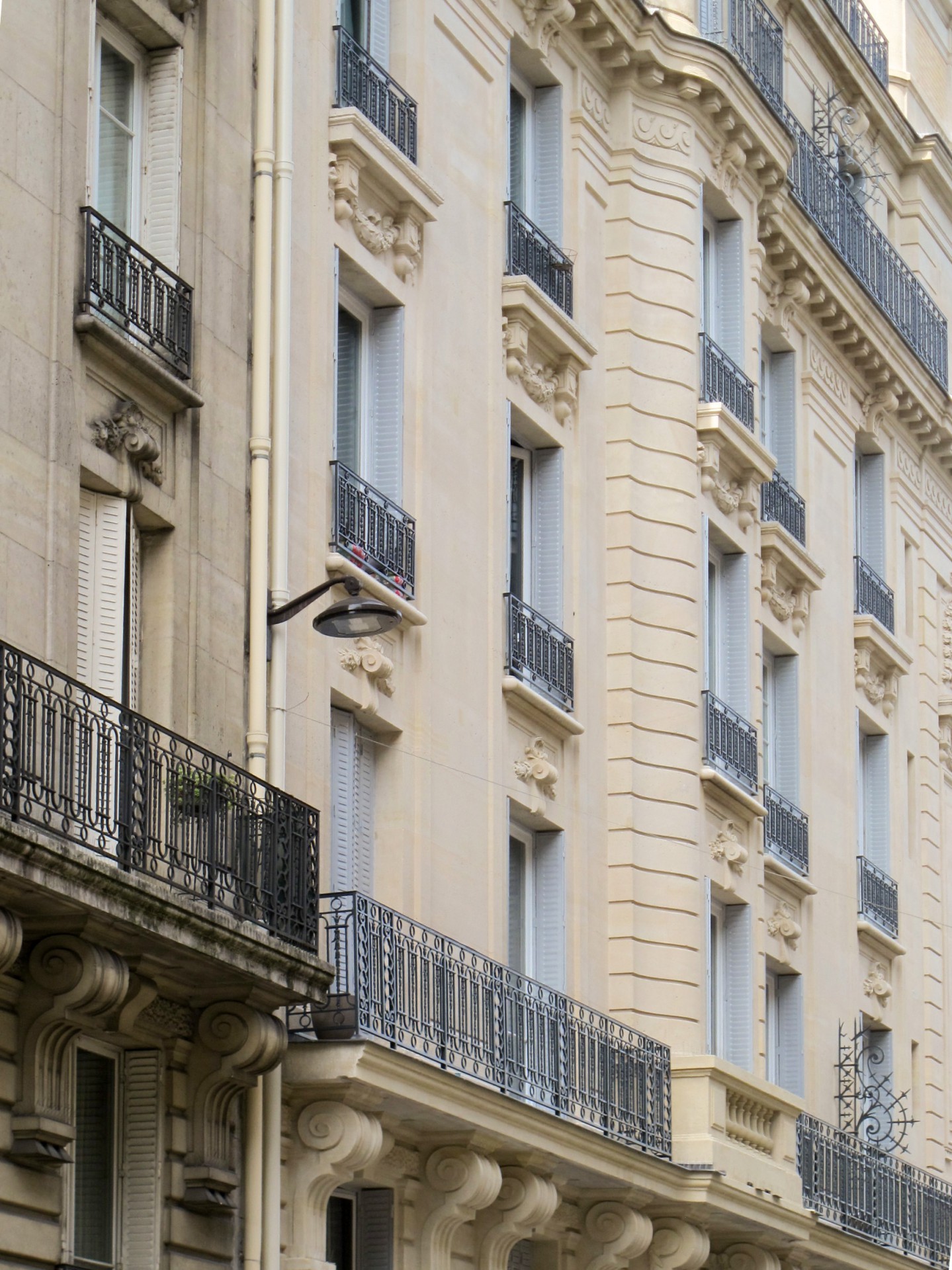 d&eacute;couvrez le co&ucirc;t d&rsquo;un ravalement de fa&ccedil;ade &agrave; paris 15 en 2025 : tarifs moyens, facteurs influen&ccedil;ant le prix et conseils pour bien budg&eacute;ter vos travaux.