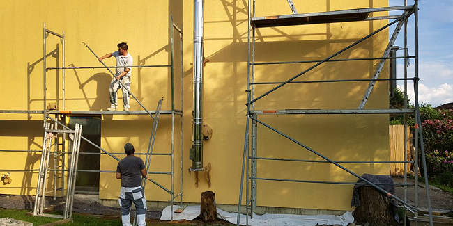 d&eacute;couvrez tout ce qu'il faut savoir sur le co&ucirc;t de la r&eacute;novation de fa&ccedil;ade : prix au m&sup2;, facteurs influen&ccedil;ant le budget et conseils pour estimer vos travaux.