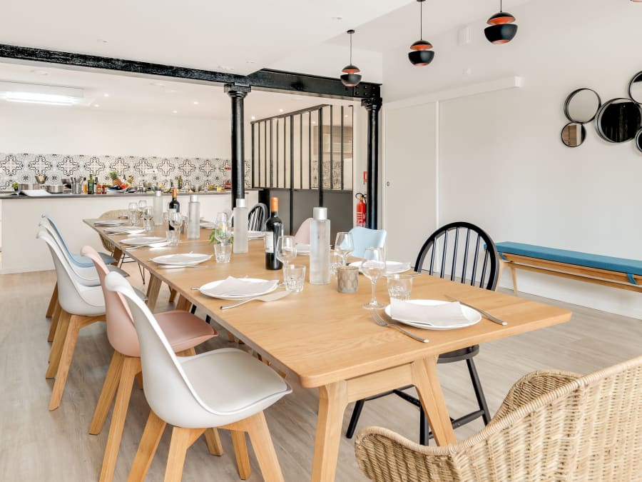 découvrez nos cuisines personnalisées à suresnes : des solutions sur-mesure alliant design, fonctionnalité et qualité, adaptées à vos envies et à votre espace. demandez votre devis gratuit dès maintenant !