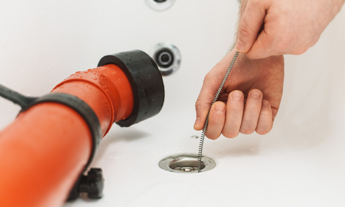 d&eacute;couvrez nos astuces efficaces pour d&eacute;boucher facilement votre baignoire, &eacute;liminer les bouchons et retrouver un &eacute;coulement optimal. conseils pratiques et produits adapt&eacute;s pour un r&eacute;sultat rapide !