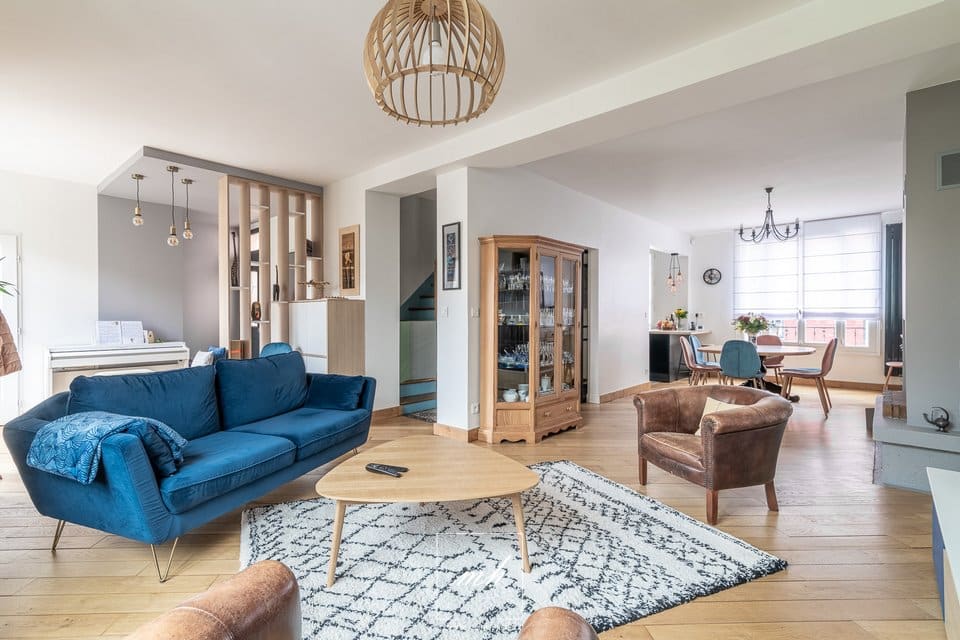 d&eacute;couvrez notre service de d&eacute;coration int&eacute;rieure sur-mesure &agrave; vanves : conseils personnalis&eacute;s, am&eacute;nagement unique et choix de mat&eacute;riaux adapt&eacute;s &agrave; vos envies. sublimez votre espace avec une touche professionnelle et cr&eacute;ative.