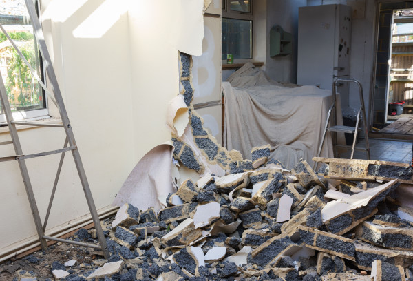 vous cherchez un service de démolition de mur à boulogne ? profitez d’une prestation rapide, efficace et sécurisée pour tous vos projets de démolition intérieure ou extérieure. devis gratuit et intervention professionnelle.