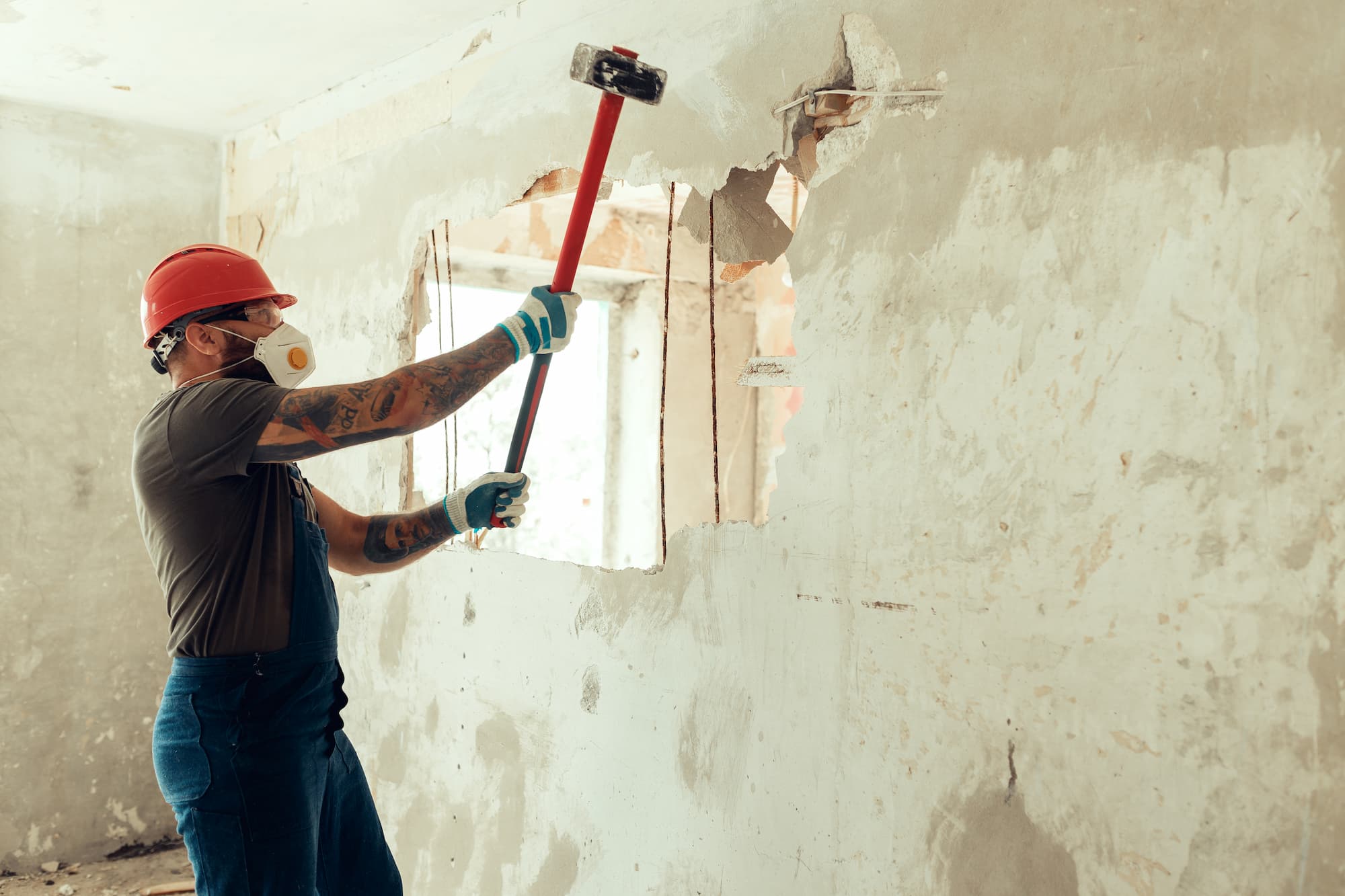 vous cherchez un service de démolition de mur à boulogne ? bénéficiez d'une intervention rapide et professionnelle pour tous vos projets de démolition intérieure ou extérieure. devis gratuit et travaux sécurisés !
