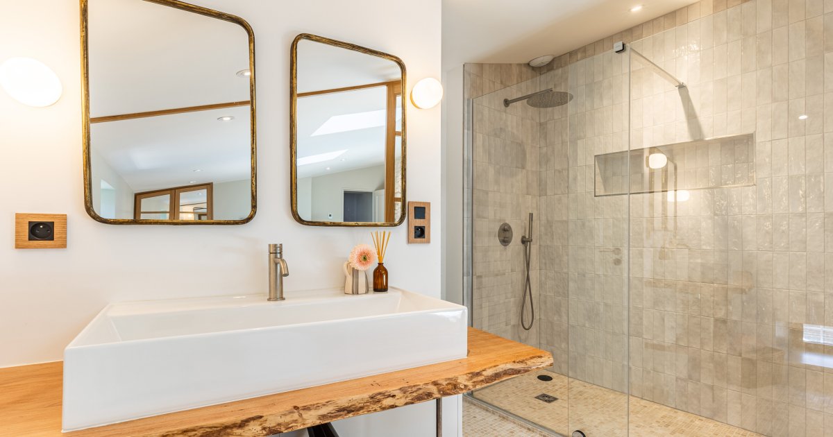 obtenez rapidement un devis personnalis&eacute; pour la r&eacute;novation de votre salle de bain &agrave; paris. comparez les tarifs des professionnels qualifi&eacute;s et transformez votre espace selon vos envies et votre budget.