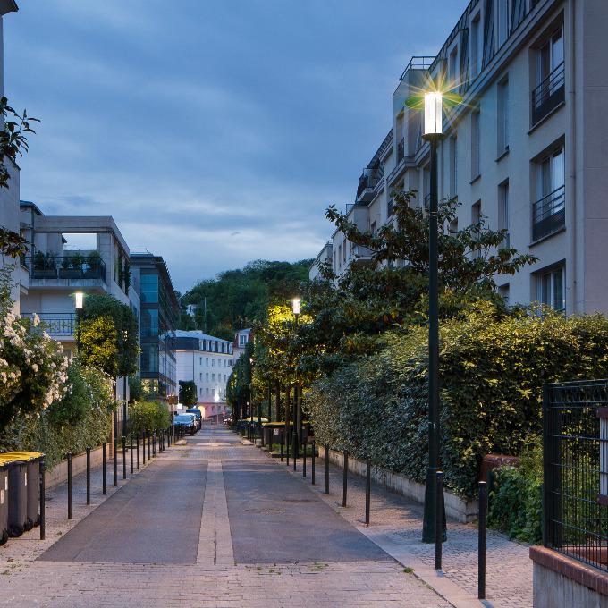 d&eacute;couvrez nos solutions d'&eacute;clairage ext&eacute;rieur &agrave; neuilly pour illuminer votre jardin, terrasse ou fa&ccedil;ade. b&eacute;n&eacute;ficiez de conseils personnalis&eacute;s et d'une installation professionnelle pour sublimer vos espaces ext&eacute;rieurs.