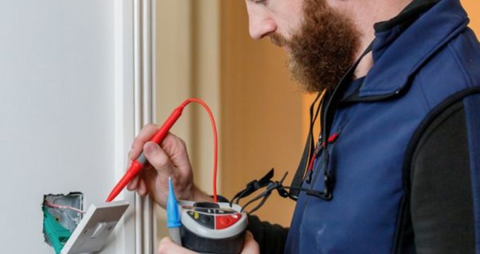 besoin d'un &eacute;lectricien fiable &agrave; ch&acirc;tenay-malabry ? profitez d'un service rapide, professionnel et s&eacute;curis&eacute; pour tous vos travaux &eacute;lectriques, d&eacute;pannages et installations. devis gratuit !