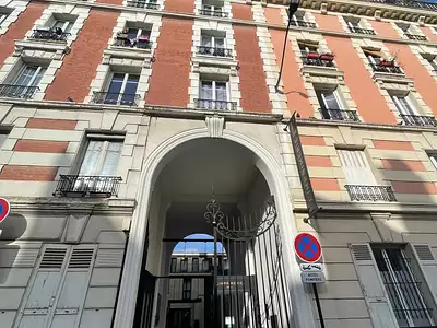 d&eacute;couvrez tout ce qu'il faut savoir sur l'&eacute;lectricit&eacute; dans un logement ancien &agrave; clichy : conseils pour la mise en conformit&eacute;, s&eacute;curit&eacute;, r&eacute;novation et astuces pour optimiser votre installation &eacute;lectrique.