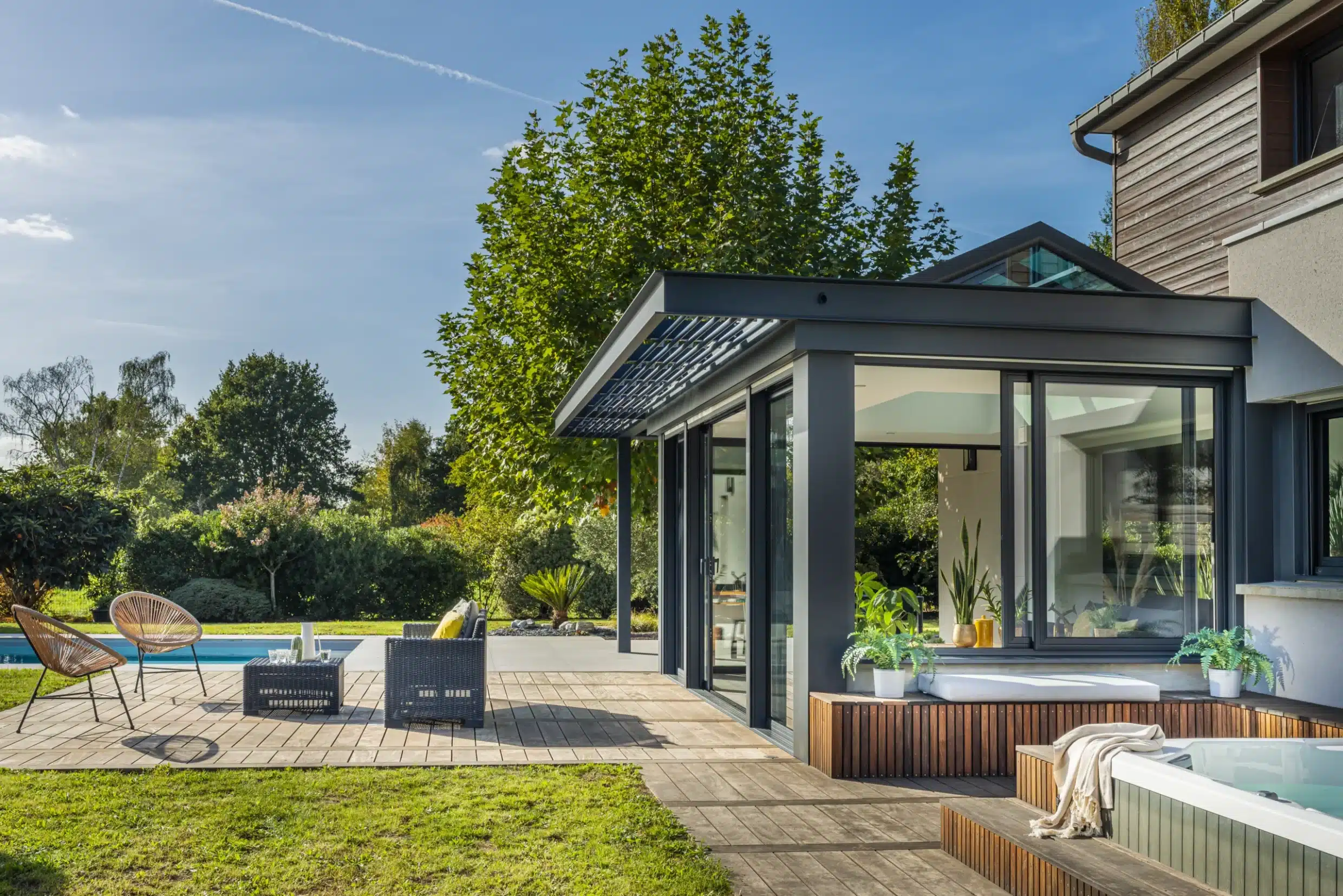 découvrez tout ce qu’il faut savoir pour réussir l’extension de votre maison : conseils pratiques, démarches administratives, choix des matériaux et astuces pour optimiser l’espace et valoriser votre bien immobilier.