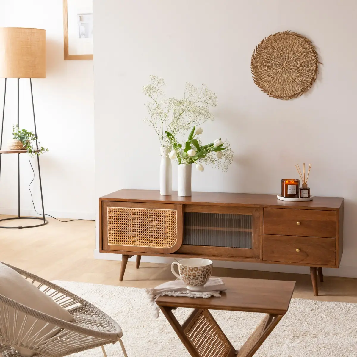 découvrez comment créer un intérieur éblouissant grâce à des astuces de décoration, des idées de design et des conseils pratiques pour sublimer chaque espace de votre maison.