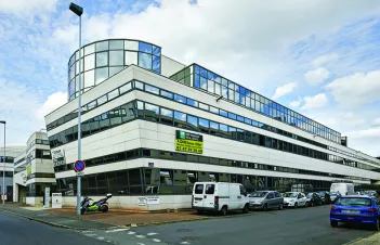 d&eacute;couvrez les meilleures opportunit&eacute;s d&rsquo;investissements locatifs &agrave; clichy : conseils, analyse du march&eacute; immobilier, rentabilit&eacute; et astuces pour r&eacute;ussir votre projet.