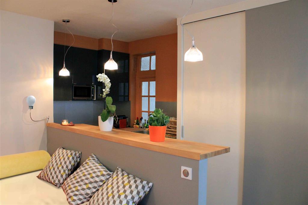 découvrez nos astuces et conseils pratiques pour optimiser l’espace et l’aménagement d’un studio de 20m². solutions gain de place, mobilier multifonction et idées déco pour un studio fonctionnel et agréable.