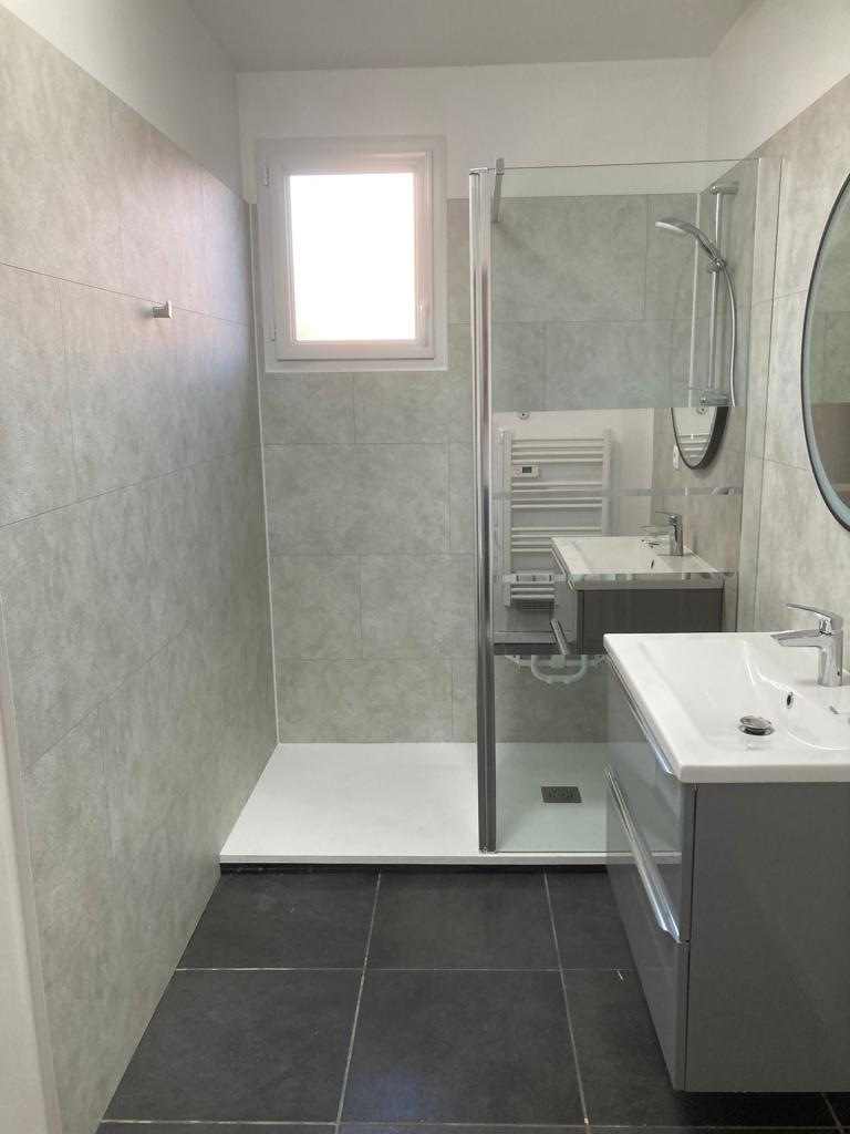 d&eacute;couvrez comment optimiser votre salle de bain &agrave; bourg-la-reine avec des conseils pratiques, des am&eacute;nagements sur mesure et des astuces pour gagner de la place tout en am&eacute;liorant le confort et le design.