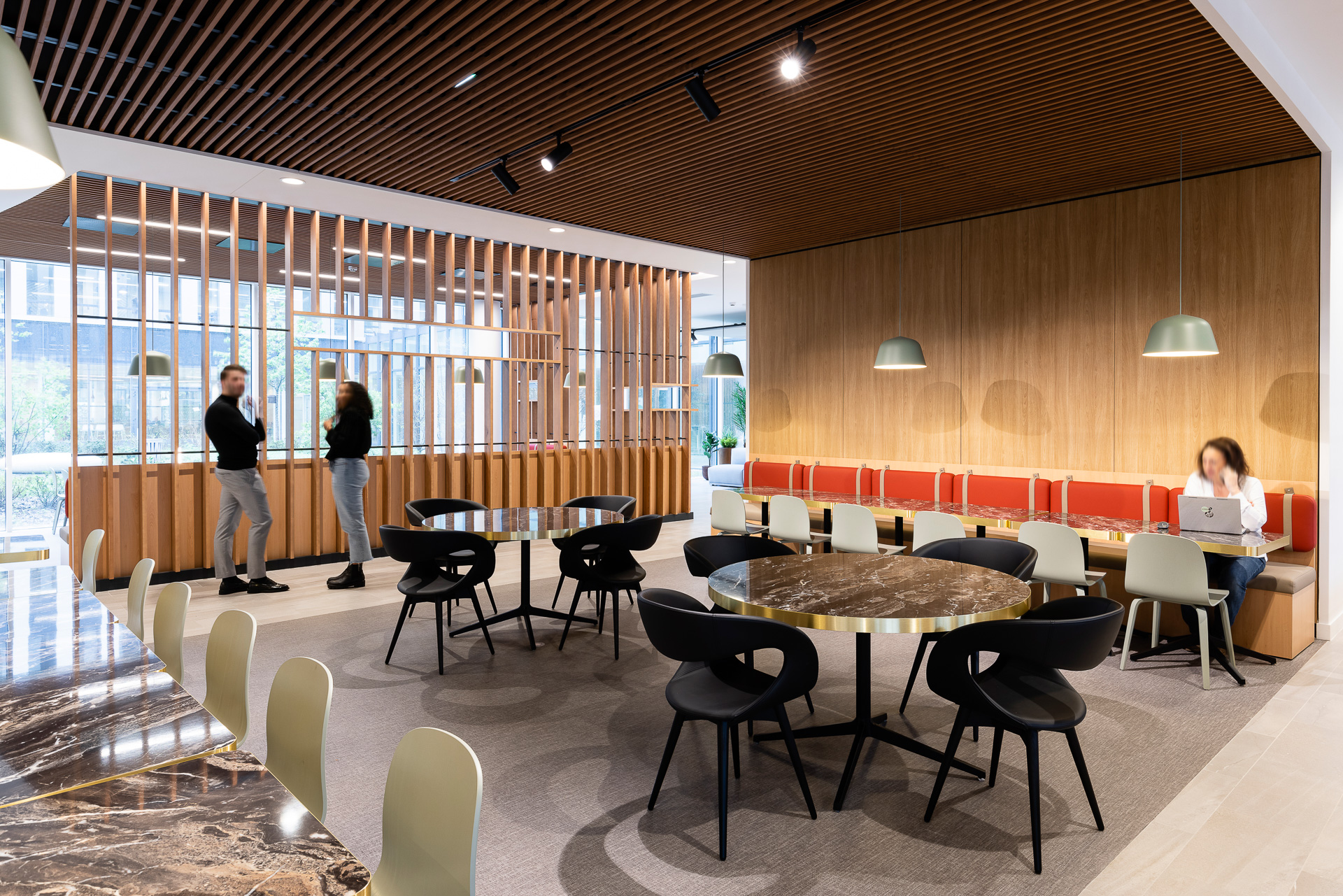 trouvez votre partenaire &eacute;lectrique &agrave; courbevoie pour tous vos besoins en installation, d&eacute;pannage et maintenance &eacute;lectrique. service rapide, fiable et certifi&eacute; pour particuliers et professionnels.