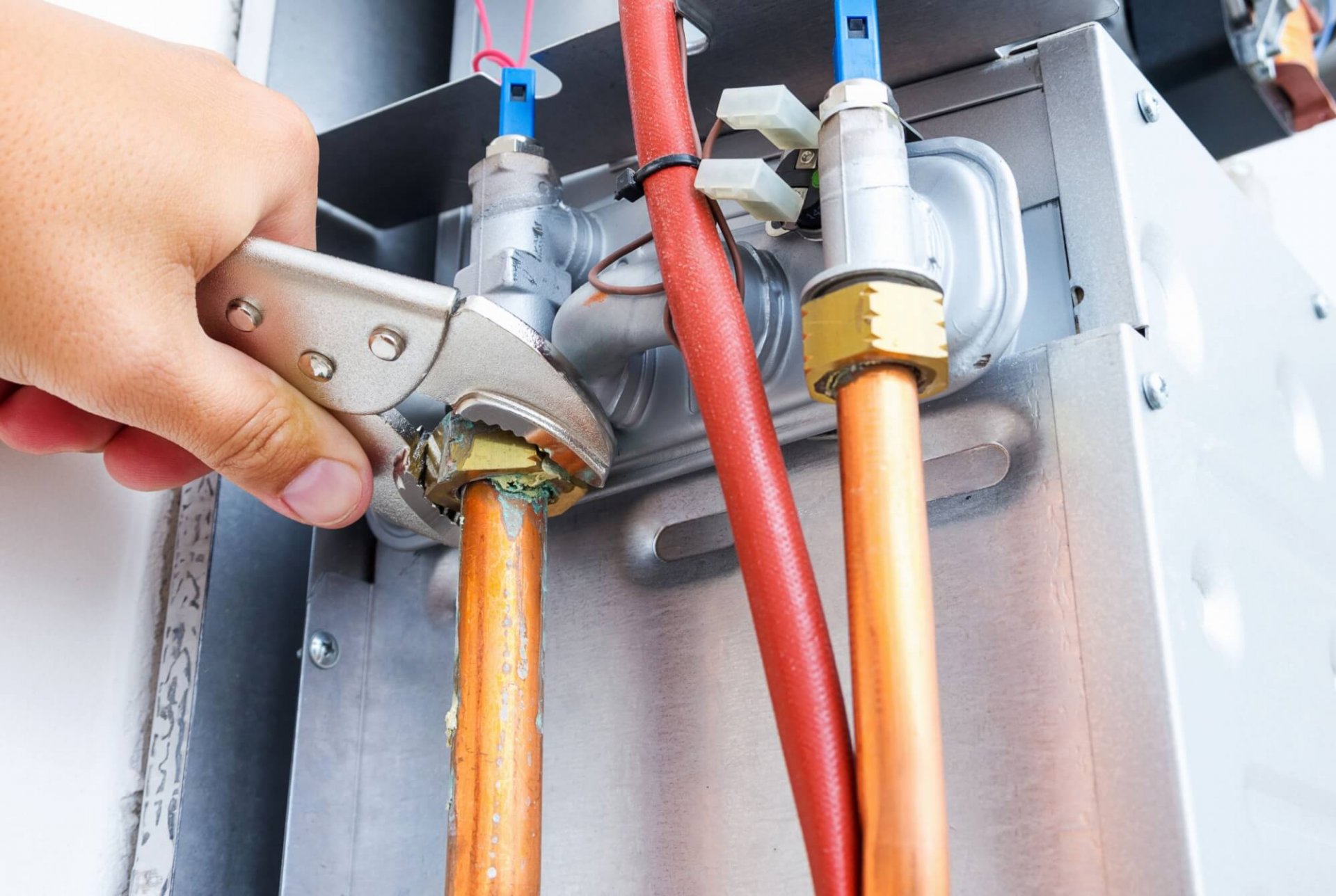 découvrez les avantages du remplacement de votre chaudière : économies d'énergie, confort amélioré, respect de l'environnement et aides financières pour une installation moderne et performante.