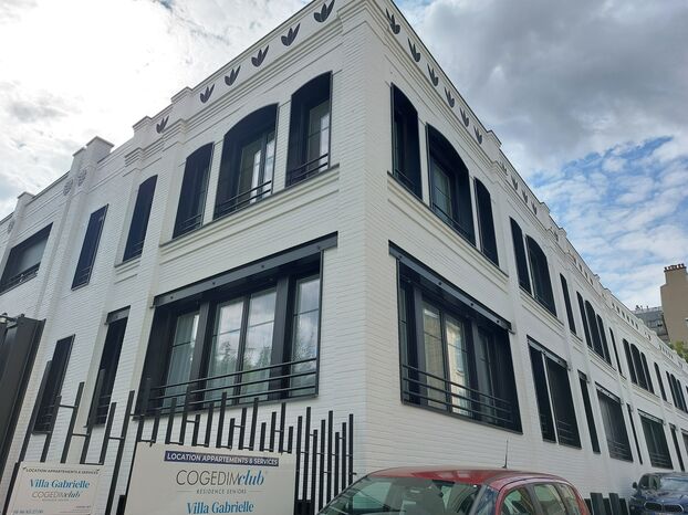 besoin de remplacer vos fen&ecirc;tres &agrave; asni&egrave;res ? profitez de solutions sur-mesure, d&rsquo;une pose rapide et de conseils d&rsquo;experts pour am&eacute;liorer confort et isolation de votre logement.