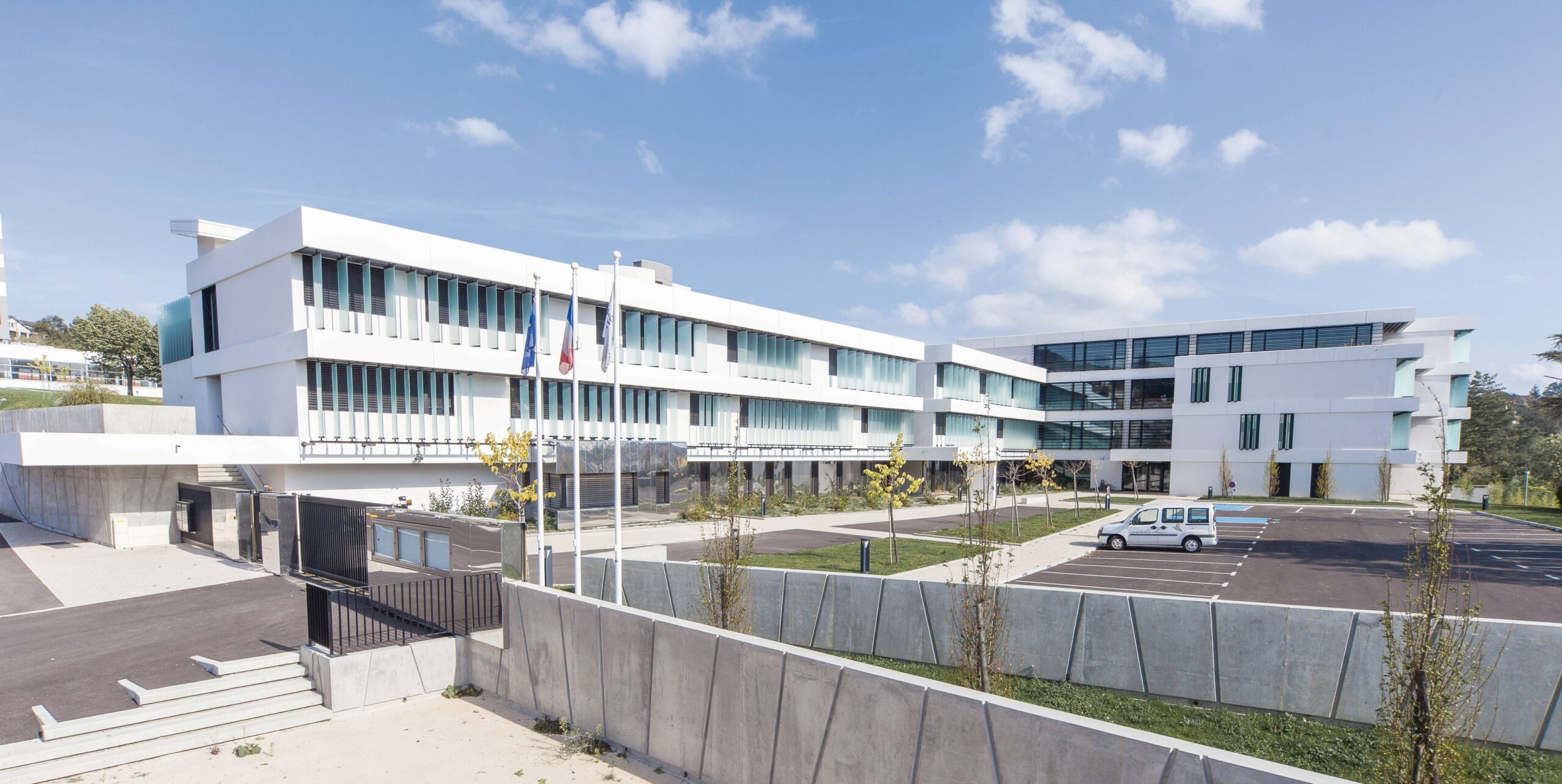 besoin de r&eacute;nover votre maison &agrave; boissy ? d&eacute;couvrez nos services professionnels de r&eacute;novation int&eacute;rieure et ext&eacute;rieure pour donner une nouvelle vie &agrave; votre habitat. devis gratuit et travaux de qualit&eacute; !