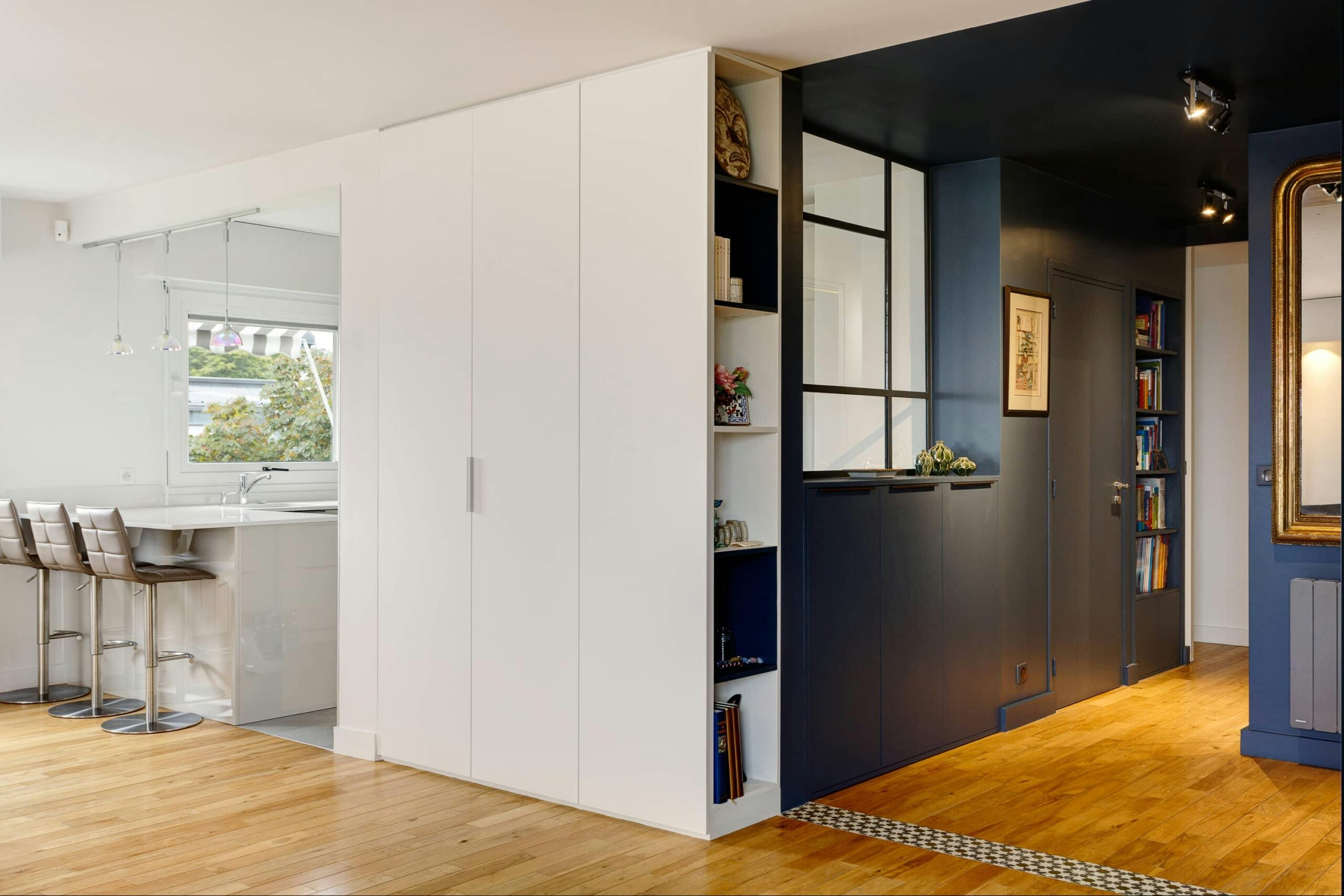 confiez la r&eacute;novation de votre appartement &agrave; paris &agrave; des experts. services sur mesure, devis gratuit, qualit&eacute; et respect des d&eacute;lais pour transformer votre espace de vie.