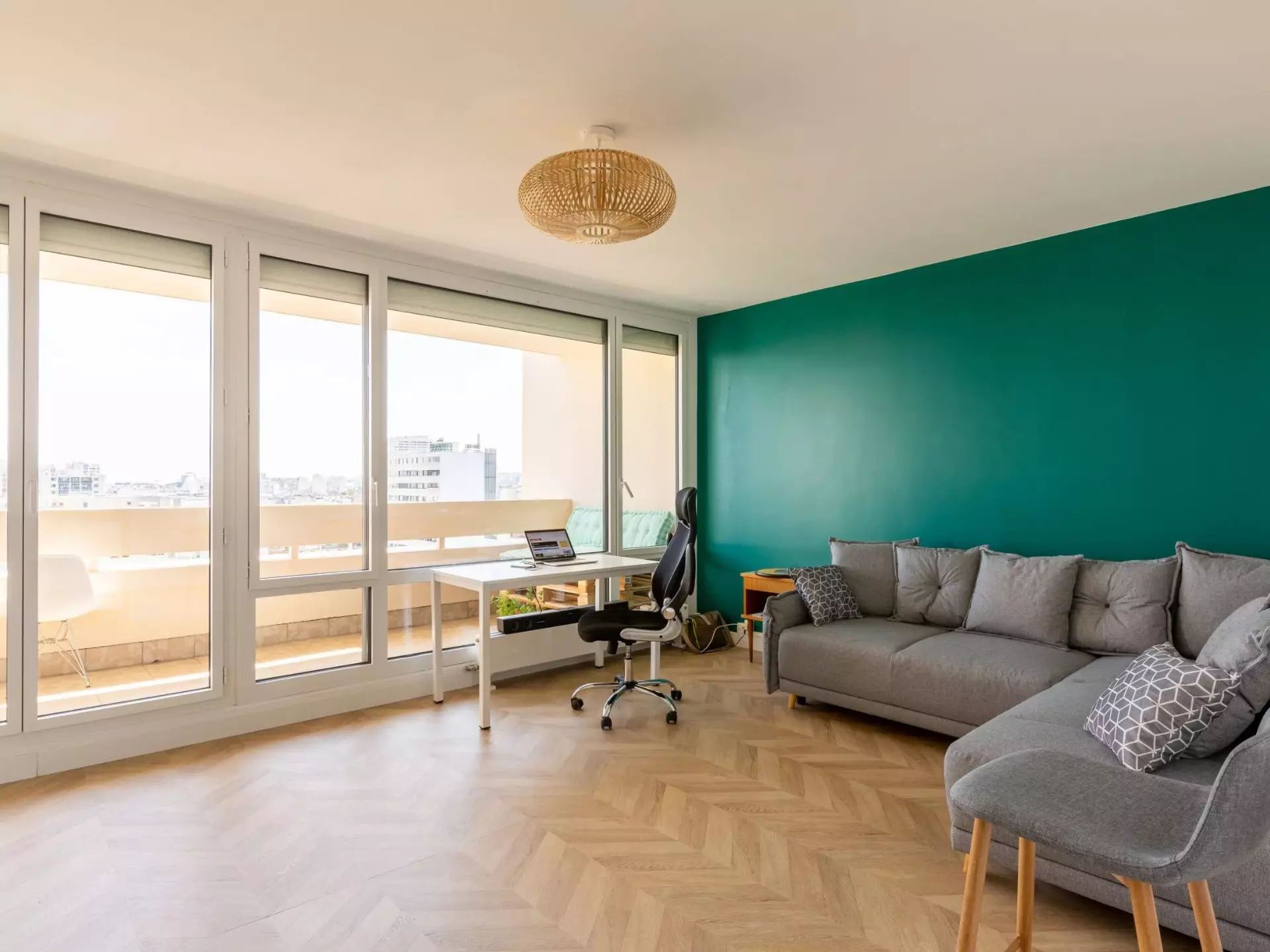 d&eacute;couvrez nos services de r&eacute;novation d'appartements &agrave; paris : expertise, conseils personnalis&eacute;s et r&eacute;alisations sur-mesure pour transformer votre espace de vie. devis gratuit !