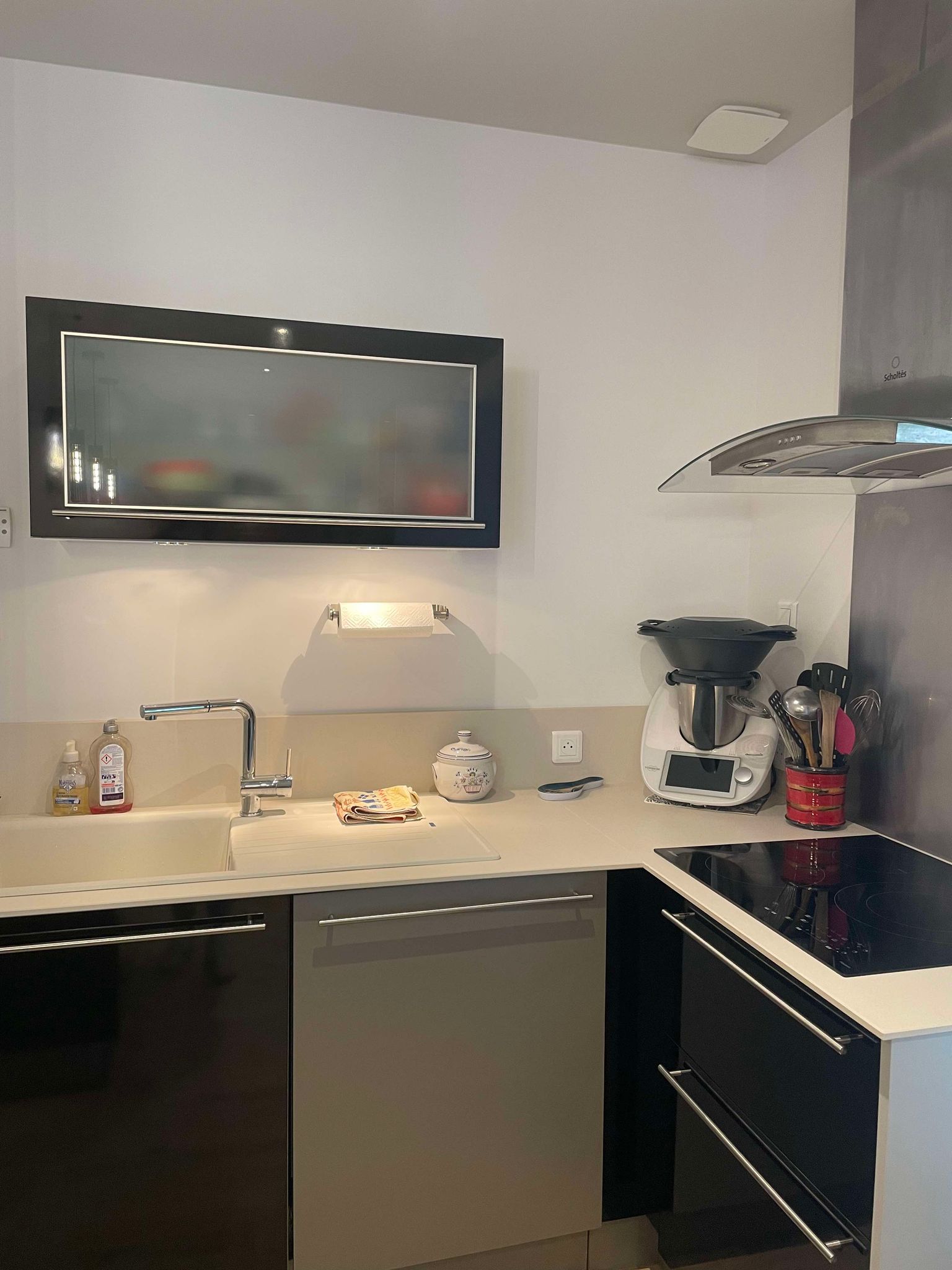 confiez la r&eacute;novation de votre cuisine &agrave; ch&acirc;tillon &agrave; des professionnels exp&eacute;riment&eacute;s. modernisez votre espace, optimisez votre confort et valorisez votre logement avec des prestations sur mesure adapt&eacute;es &agrave; vos besoins.