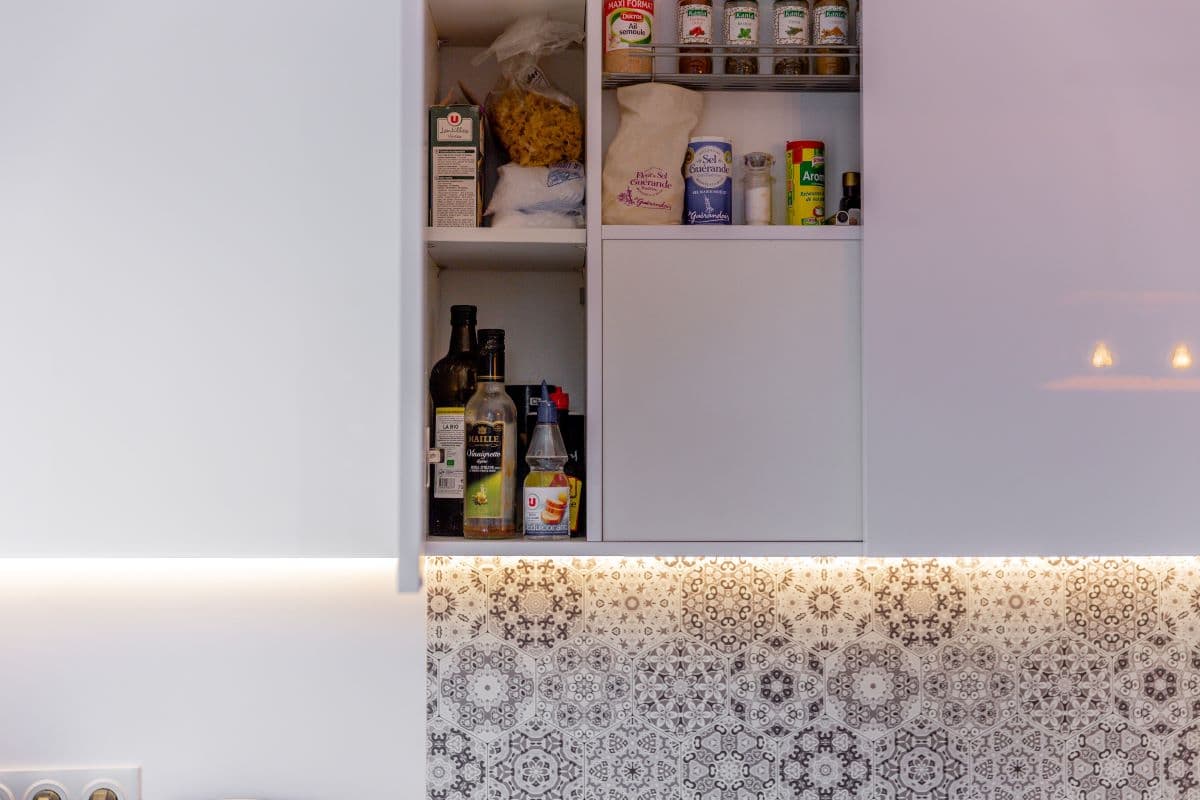 confiez la r&eacute;novation de votre cuisine &agrave; clichy &agrave; des experts. modernisez votre espace avec des mat&eacute;riaux de qualit&eacute; et un design sur-mesure. devis gratuit et accompagnement personnalis&eacute;.