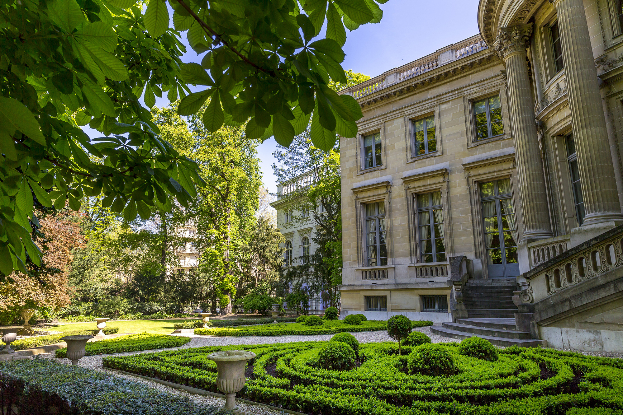 confiez la r&eacute;novation de votre cuisine &agrave; monceau, paris 75008, &agrave; des experts. am&eacute;liorez votre espace avec des solutions sur mesure, des mat&eacute;riaux de qualit&eacute; et un accompagnement personnalis&eacute;. demandez votre devis gratuit !