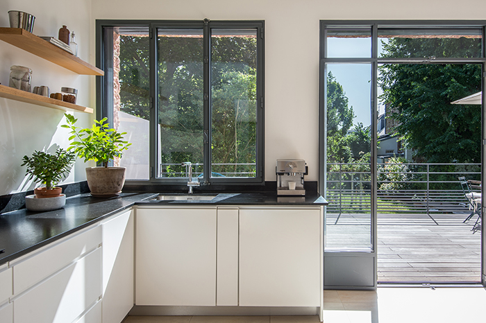 confiez la rénovation de votre cuisine à saint-cloud à des experts ! modernisation, optimisation de l'espace et finitions haut de gamme. demandez votre devis gratuit dès maintenant.