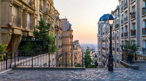 confiez votre r&eacute;novation &eacute;cologique &agrave; paris 18 &agrave; des experts ! solutions durables, mat&eacute;riaux &eacute;cologiques et conseil personnalis&eacute; pour am&eacute;liorer votre habitat tout en respectant l&rsquo;environnement.
