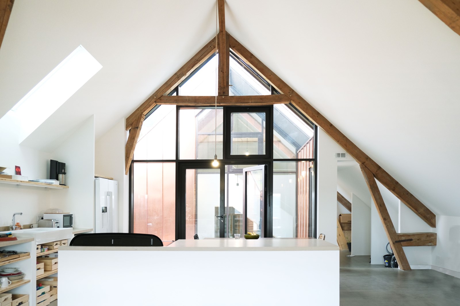 transformez votre grange en un espace moderne et fonctionnel ! d&eacute;couvrez nos conseils et id&eacute;es pour une r&eacute;novation de grange r&eacute;ussie, alliant charme authentique et confort contemporain.