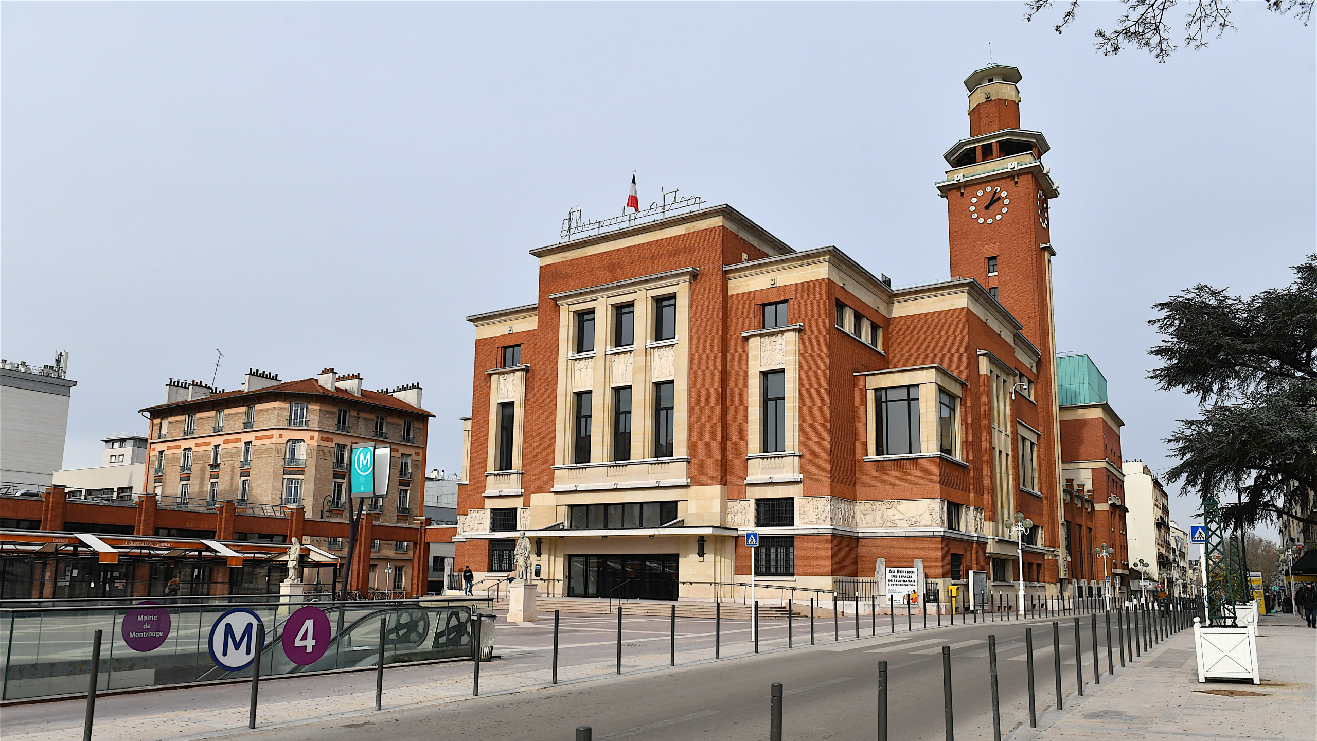 d&eacute;couvrez nos services de r&eacute;novation &agrave; montrouge avec roi : transformation int&eacute;rieure, travaux sur-mesure, conseils personnalis&eacute;s et accompagnement de qualit&eacute; pour sublimer votre habitat.