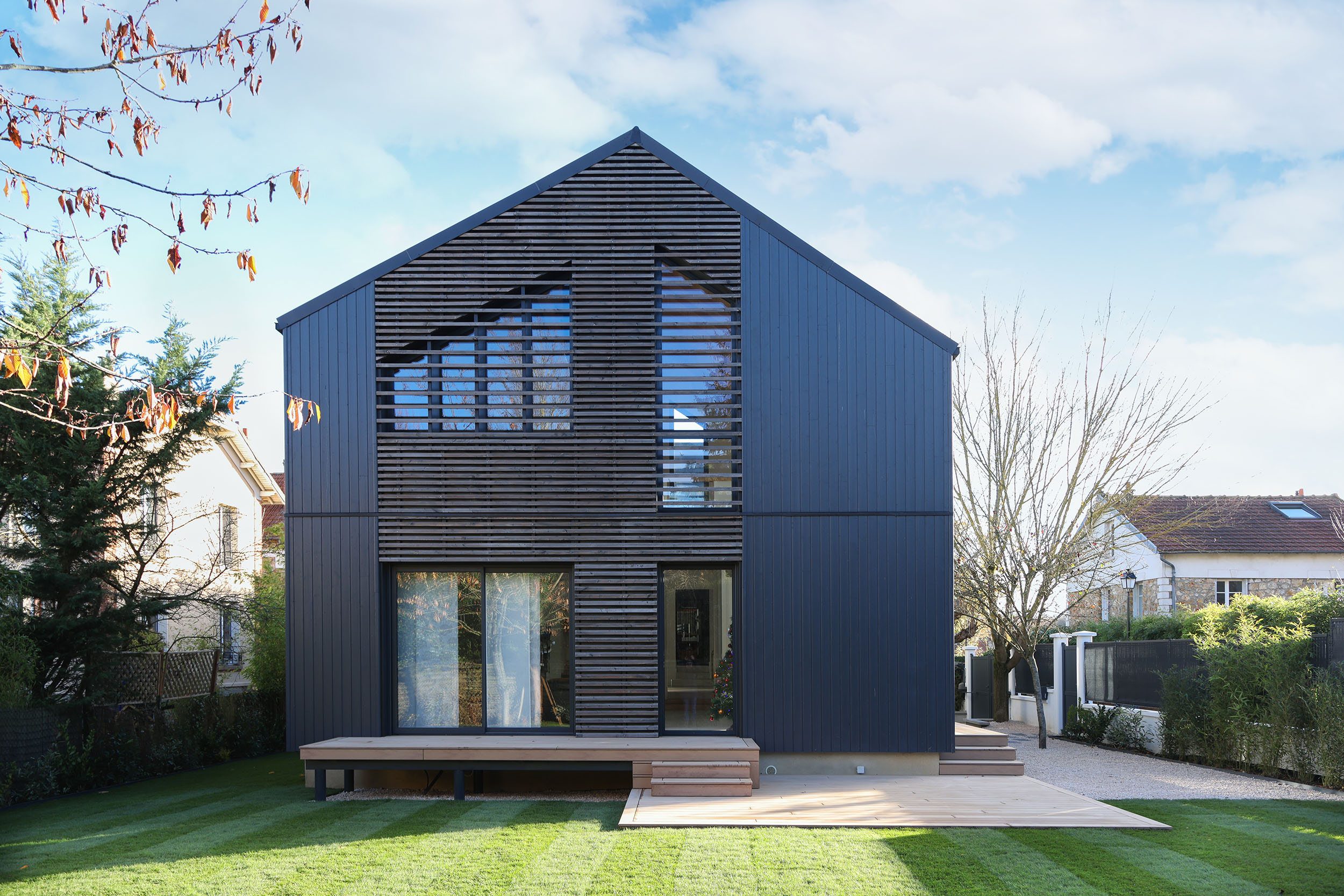 confiez votre projet de rénovation à vaucresson à des experts ! découvrez nos solutions sur mesure pour moderniser, valoriser et rénover votre maison ou appartement à vaucresson. devis gratuit et conseils personnalisés.