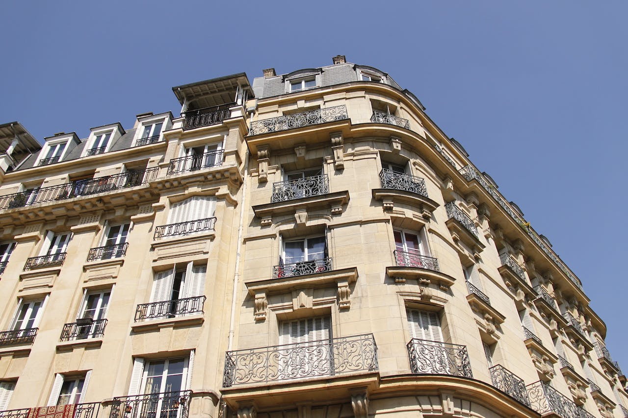 faites rénover votre appartement à paris 15 avec des experts ! bénéficiez de conseils personnalisés, d’un accompagnement sur-mesure et de travaux réalisés dans le respect de votre budget et de vos envies.