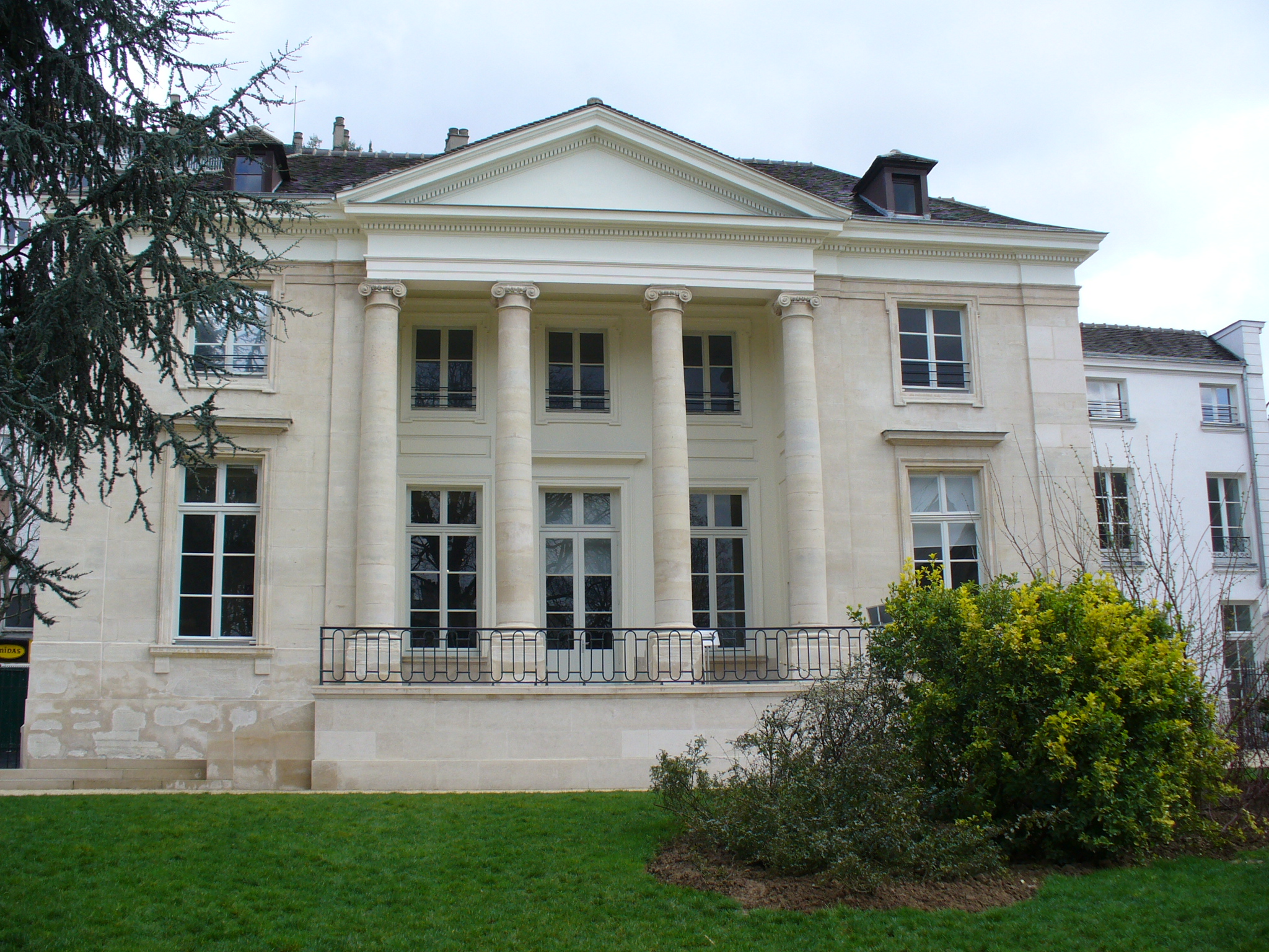 découvrez la restauration du pavillon baudouin : un projet de rénovation alliant respect du patrimoine et modernité, pour redonner vie à ce lieu emblématique.