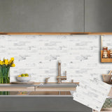 d&eacute;couvrez les diff&eacute;rents types de rev&ecirc;tements muraux utilis&eacute;s dans les cuisines du 18&egrave;me si&egrave;cle : mat&eacute;riaux, styles et conseils pour une d&eacute;coration authentique et &eacute;l&eacute;gante.