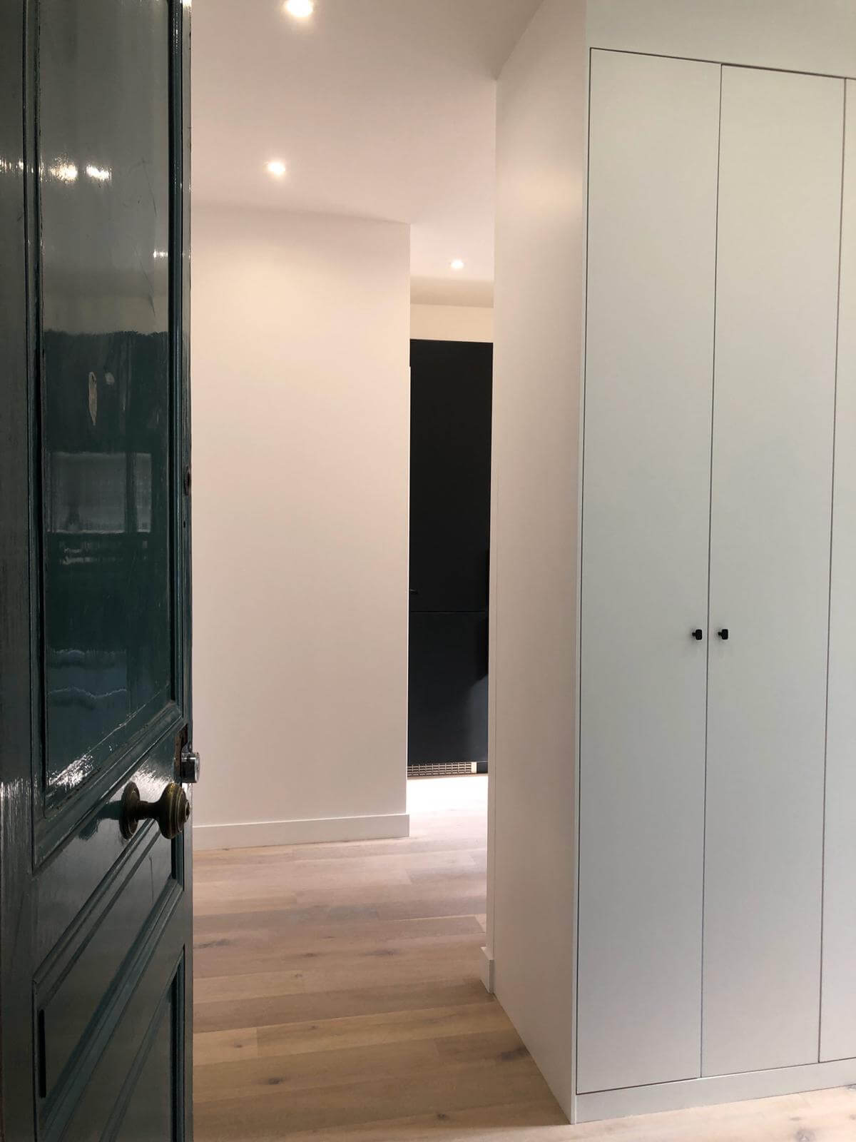 découvrez le rôle essentiel du maître d'œuvre pour vos travaux de rénovation à paris 75019 : coordination des artisans, suivi de chantier et conseils personnalisés pour un projet réussi.