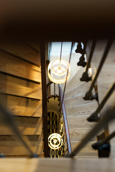 découvrez le rôle du maître d'œuvre pour vos projets de rénovation à paris 75019 : coordination des travaux, gestion des équipes et respect de votre budget pour des résultats sur mesure.