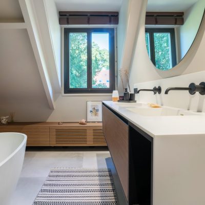découvrez nos solutions sur mesure pour la rénovation et l’aménagement de salle de bain à vaucresson. profitez d’un accompagnement personnalisé et d’un travail de qualité pour créer la salle de bain de vos rêves.