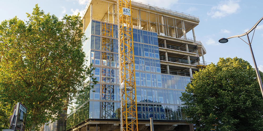 d&eacute;couvrez comment s&eacute;curiser efficacement un chantier en copropri&eacute;t&eacute; &agrave; paris : solutions adapt&eacute;es, bons r&eacute;flexes et obligations pour garantir la s&eacute;curit&eacute; des r&eacute;sidents et des intervenants.