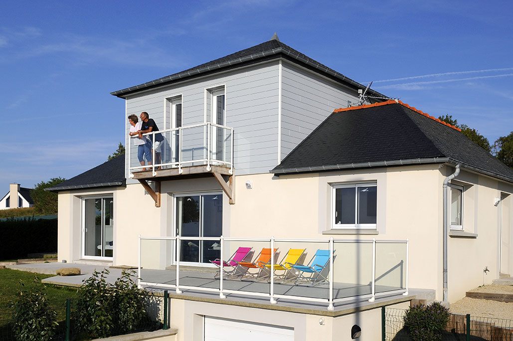 d&eacute;couvrez comment r&eacute;aliser une sur&eacute;l&eacute;vation de maison de 40m&sup2; pour gagner de l&rsquo;espace habitable, augmenter la valeur de votre bien et optimiser votre confort, avec conseils, &eacute;tapes cl&eacute;s et avantages.