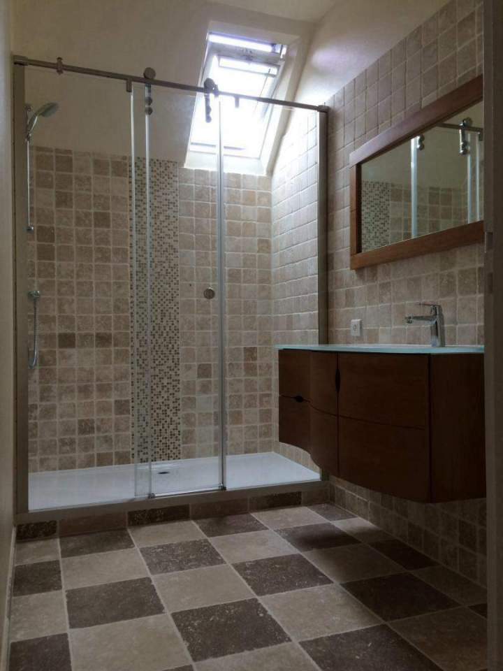 d&eacute;couvrez comment transformer votre salle de bain en un espace contemporain &agrave; chevreuse. id&eacute;es, conseils et inspirations pour une r&eacute;novation moderne adapt&eacute;e &agrave; vos besoins.