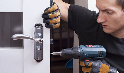 besoin d'une intervention rapide à châtillon ? notre service d'urgence serrurerie vous dépanne 24h/24, 7j/7 pour l'ouverture de porte, le changement de serrure ou la sécurisation de votre domicile.