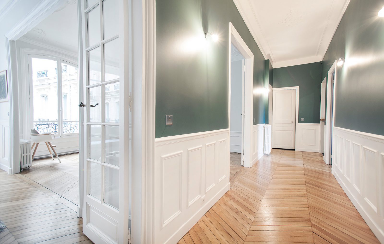 confiez la rénovation de votre appartement à paris 75001 à des experts. bénéficiez de prestations sur mesure, d’un suivi professionnel et d’un résultat à la hauteur de vos attentes, au cœur du 1er arrondissement de paris.