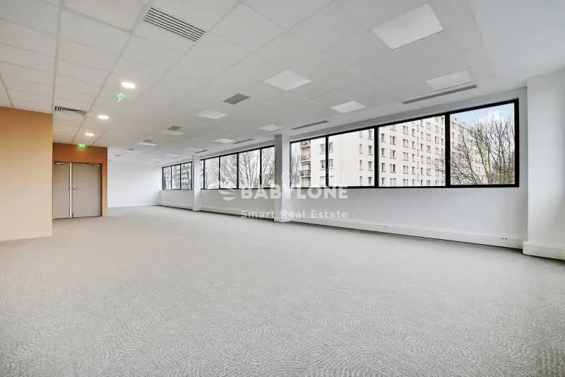 confiez la r&eacute;novation de vos bureaux &agrave; bagneux &agrave; des experts. am&eacute;liorez le confort et l'image de votre espace professionnel gr&acirc;ce &agrave; des solutions sur mesure et un accompagnement personnalis&eacute;.