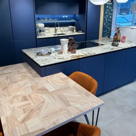 confiez la rénovation de votre cuisine à asnières à des professionnels expérimentés. modernisez votre espace, optimisez l'agencement et profitez d'une cuisine sur-mesure adaptée à vos besoins et à votre style. devis gratuit !
